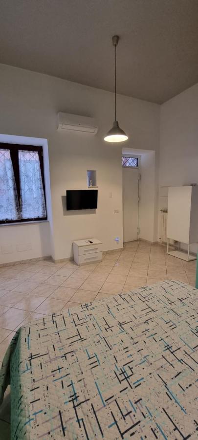 Grazioso Appartamento -Centro Storico Vic Strit Pozzuoli Exterior foto